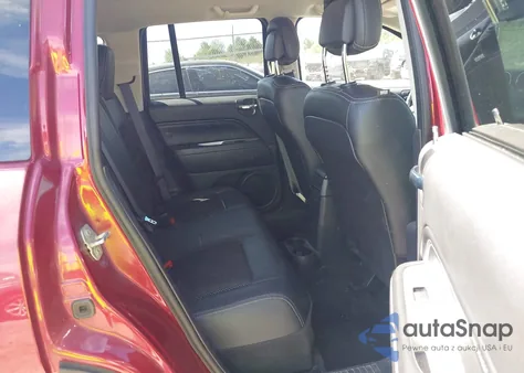 2017 Jeep Compass Latitude 4X4 z USA, uszkodzony, nr VIN 1C4NJDEB4HD168300